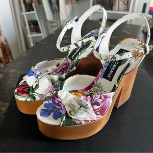 Dolce & Gabbana Floral Print Platform Sandals